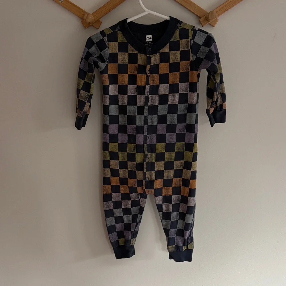 Tea Collection Long Sleeve Romper One-Piece Checkerboard Pattern 9-12 months
